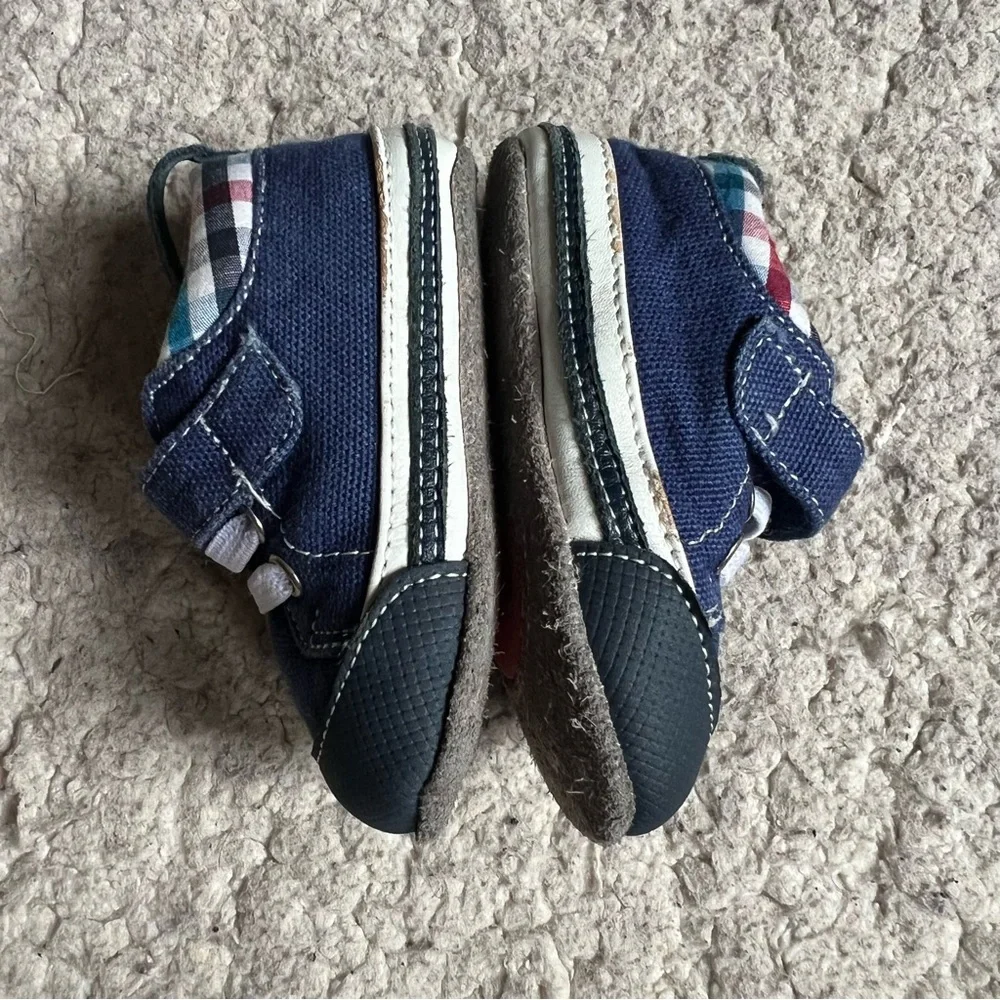 See Kai Run: Baby Boy Crib Walker Soft Bottom Leather Sneakers Size 0-6M